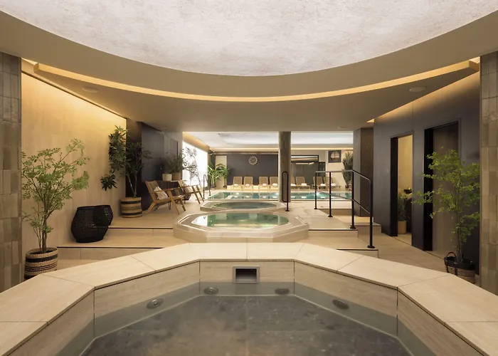 Hotel Beach Palace By Cw Hotel Collection